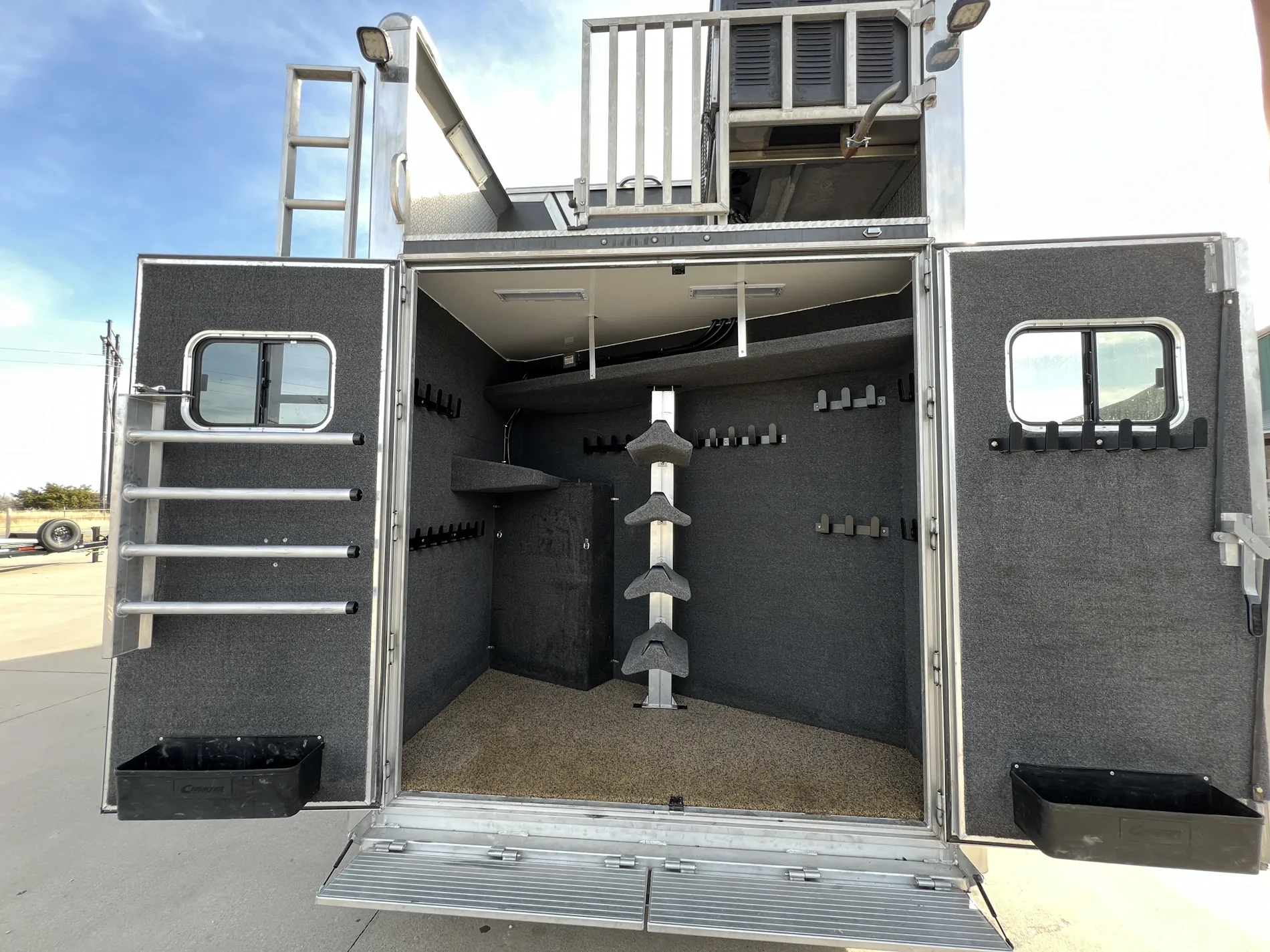 Custom Cimarron Trailer